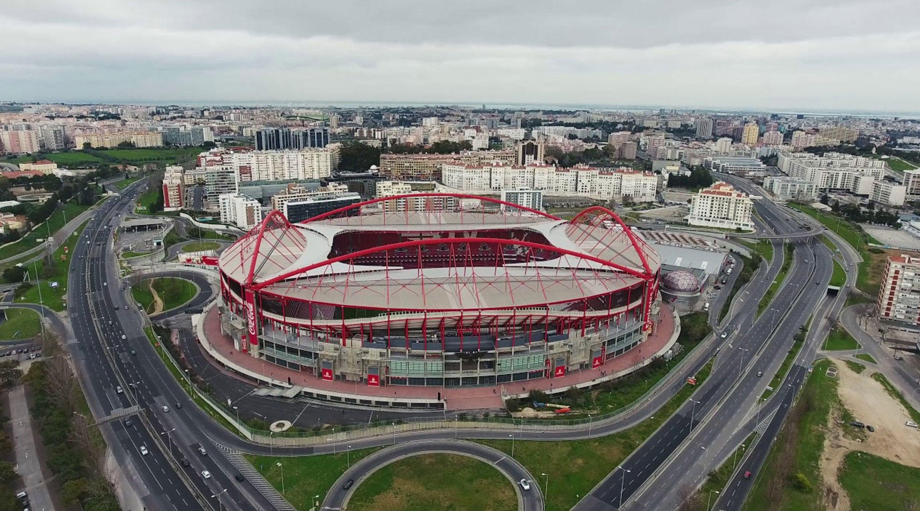 wrenbridge-sport-project-banner-estadio-da-luz.jpg